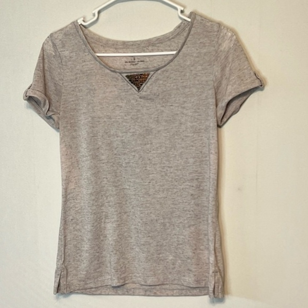 Sonoma Top Women's Small Accented Neck  Artsy Beaded Short Sleeve Top.